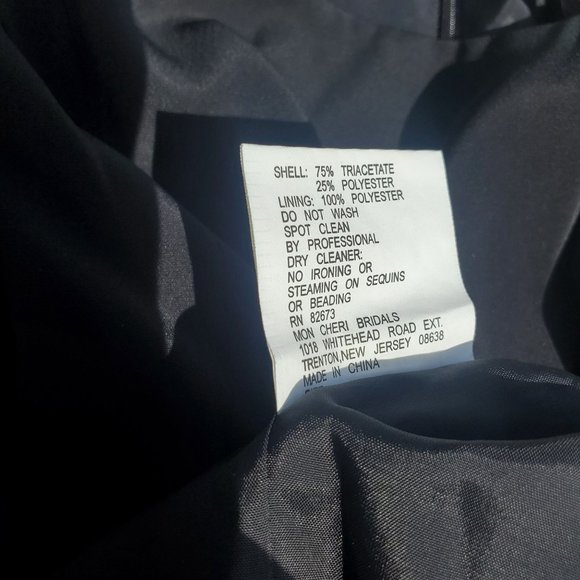 Vintage Black Montage by Mon Cheri Square-Neck Slim-Cut Gown Size 4 - Picture 15 of 16